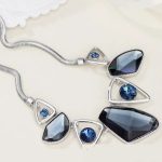 Náhrdelník z drahokamov