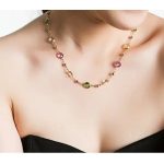 Okrúhly náhrdelník zdobený kryštálmi Swarovski