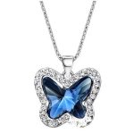 Náhrdelník so vzorom motýľa