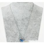 Náhrdelník so vzorom motýľa