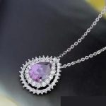 Náhrdelník s príveskom z vodnej kvapky, ametyst