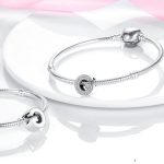 Strieborný prívesok, písmeno, G