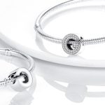 Strieborný prívesok, písmeno, G