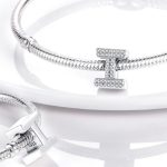 Strieborný prívesok, písmeno I