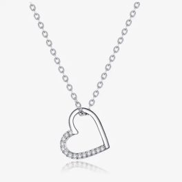 Strieborný náhrdelník s príveskom srdiečka