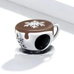 Strieborný prívesok, šálka kávy