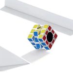 Strieborné kúzlo, Rubikova kocka