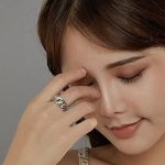 Dámsky strieborný prsteň s bielym kryštálom, veľkosť 8