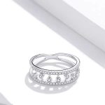 Strieborný prsteň s bielym kryštálom, veľkosť 7