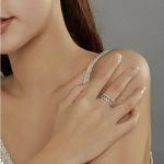 Strieborný prsteň s bielym kryštálom, veľkosť 6