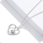 Strieborný náhrdelník s príveskom bocis