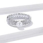 Strieborné náušnice s perlami