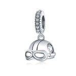 Strieborné kúzlo, prilba