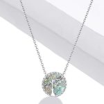 Strieborný náhrdelník s príveskom strom života