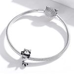 Strieborné kúzlo, mýval