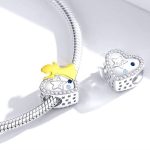 Strieborný prívesok so srdiečkovým anjelom