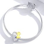 Strieborný prívesok so srdiečkovým anjelom