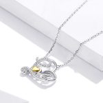 Strieborný náhrdelník, pravá láska