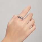 Strieborný prsteň, korunka, veľkosť 8