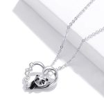 Strieborný náhrdelník, srdce s pandou