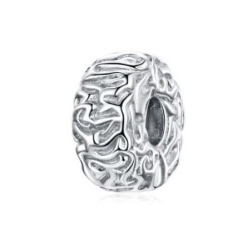 Strieborné kúzlo, perla s geometrickým vzorom