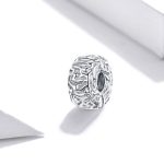 Strieborné kúzlo, perla s geometrickým vzorom