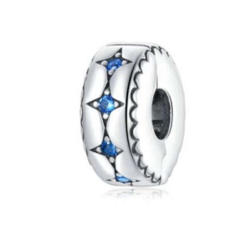 Strieborné kúzlo s hviezdičkami