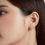 Strieborné náušnice s kvetmi