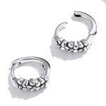 Strieborné náušnice s kvetmi