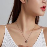 Strieborný náhrdelník s príveskom srdiečka