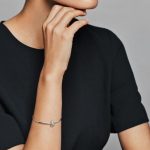 Strieborné kúzlo, konská hlava