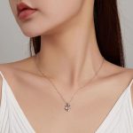 Strieborný náhrdelník s kotvou