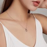 Strieborný náhrdelník s kotvou