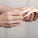 Ezüst gyűrű, egy pár