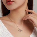 Strieborný náhrdelník, čistá láska