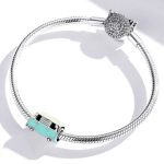 Strieborné kúzlo, mikrobus