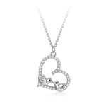 Strieborný náhrdelník s príveskom vtáčika