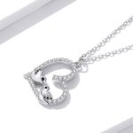 Strieborný náhrdelník s príveskom vtáčika