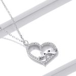 Strieborný náhrdelník s príveskom vtáčika