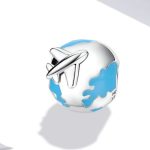 Strieborné kúzlo, cestovanie