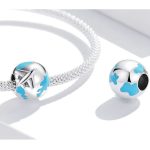 Strieborné kúzlo, cestovanie