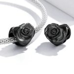 Strieborné kúzlo, čierna ruža