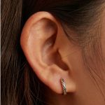 Dámske náušnice, strieborné, hadí vzor