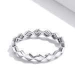 Strieborný dámsky prsteň, diamantový vzor, veľkosť 7