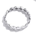 Strieborný dámsky prsteň, diamantový vzor, veľkosť 6