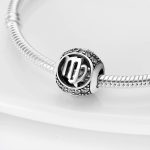 Strieborné kúzlo, znamenie Panna