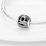 Strieborné kúzlo, znamenie Váhy