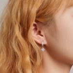 Strieborné náušnice, štvorcové