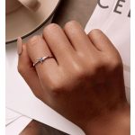 Strieborný prsteň, otvorený, s hviezdicou