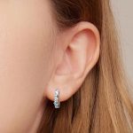 Strieborné náušnice, spletené